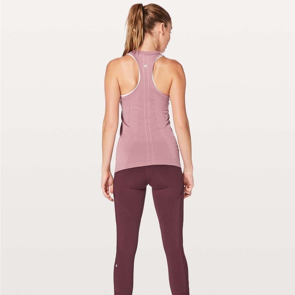 Lululemon Swiftly Tech Racerback in Quicksand - Picture 2 of 6